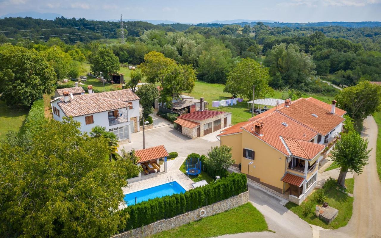 Villa Semy 파진 외부 사진